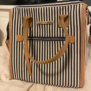 Brand new Poppy and Peonies lunch bag